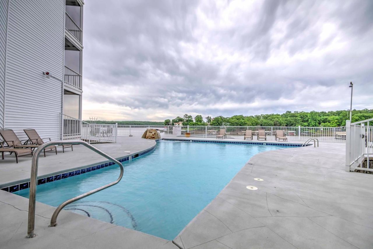 Lakefront Osage Beach Condo With Pool And Water Views! ภายนอก รูปภาพ
